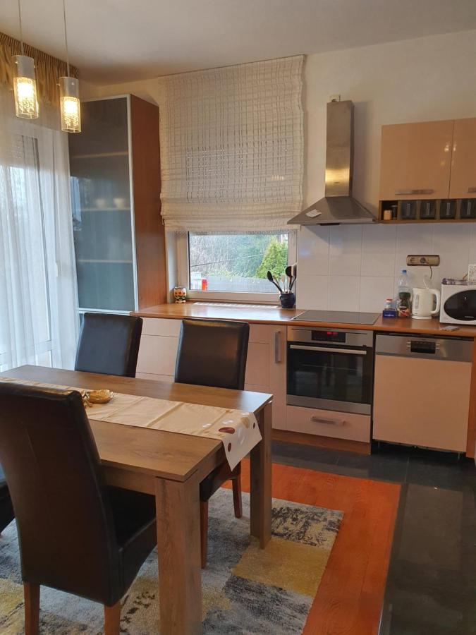 Adel Apartman Miskolc Bagian luar foto